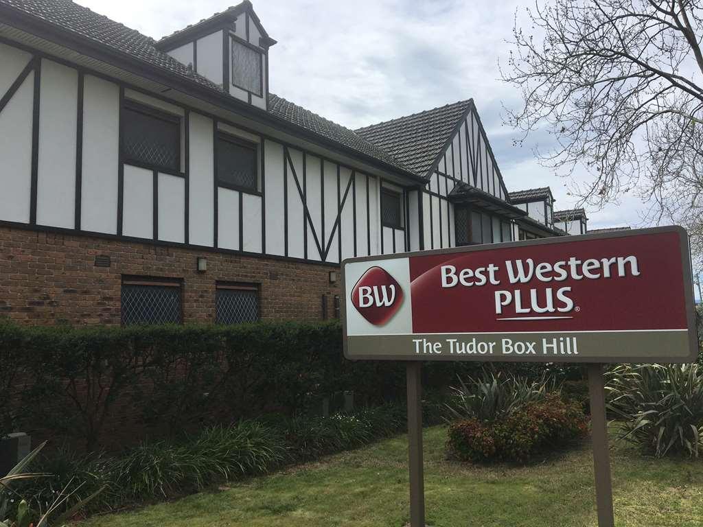 Best Western Plus The Tudor Box Hill Exterior foto