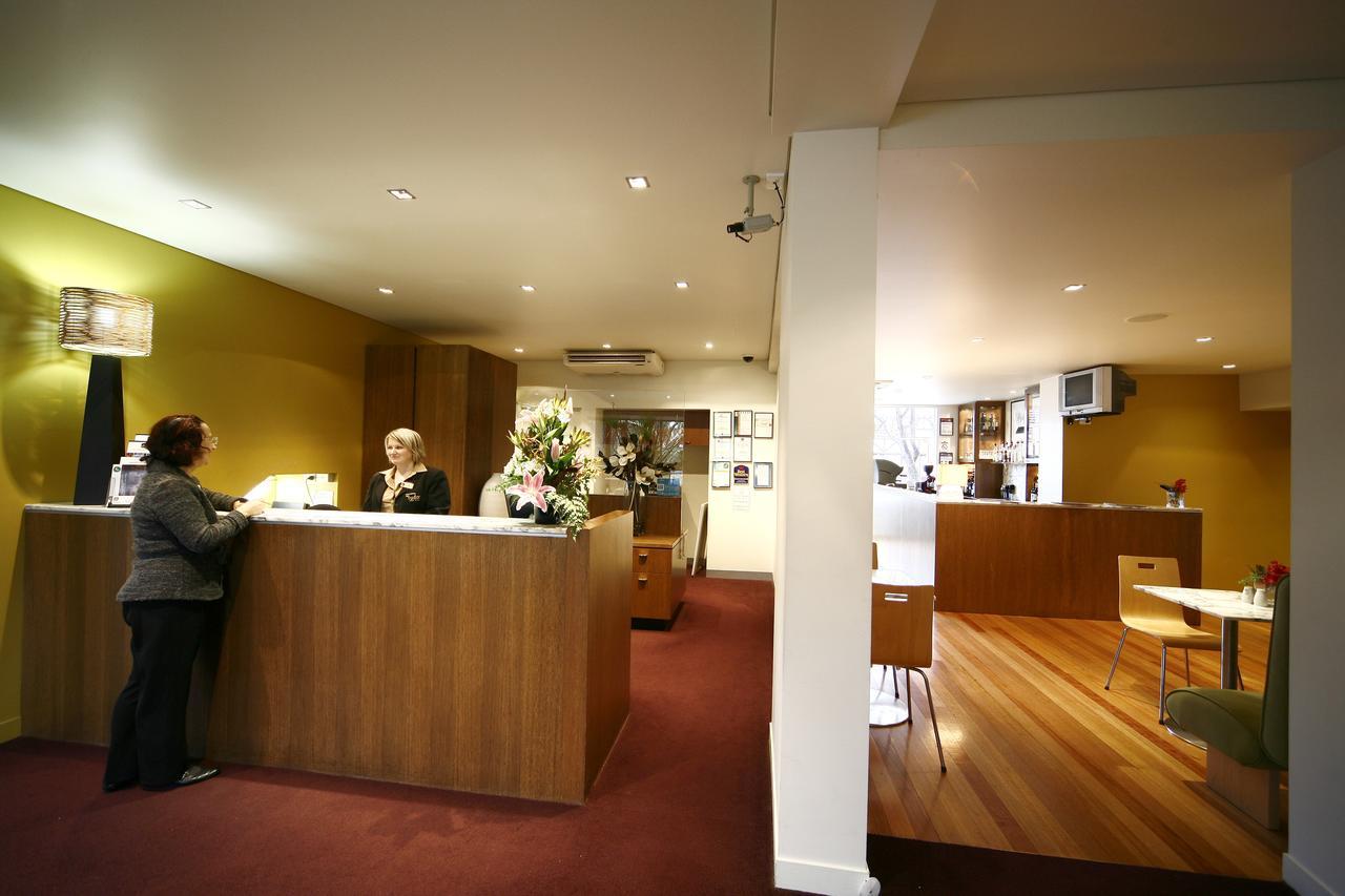 Best Western Plus The Tudor Box Hill Exterior foto